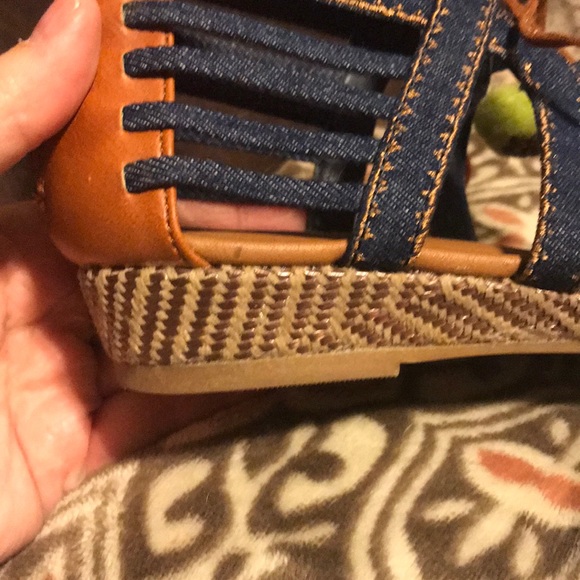 Sugar Dreamer Sandals - Picture 7 of 9